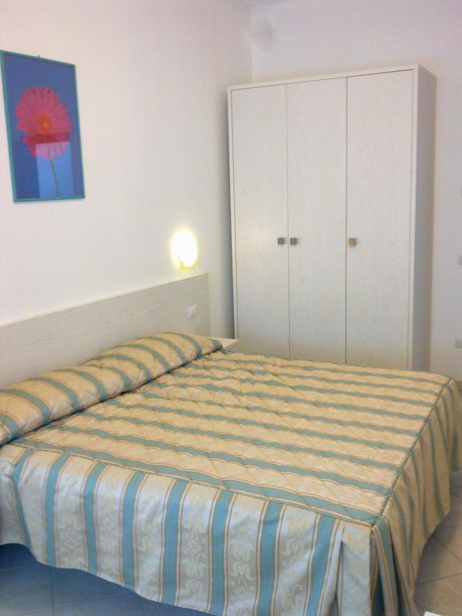 Roma Suite Apartments Cervia Exterior foto