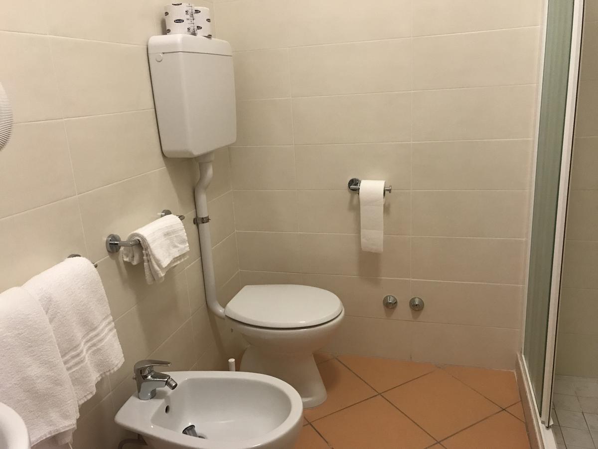 Roma Suite Apartments Cervia Exterior foto